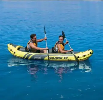 Intex K2 Kayak gommone in PVC per 2 persone con pagaie e pompa per la pesca e la deriva su fiumi e laghi uso esterno