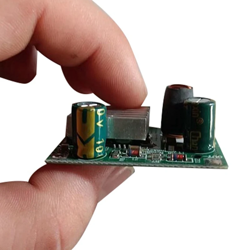 وحدة عملية متعددة الوظائف ، تيار مستمر ، لوحة جهد ثابت ، مدخلات جهد عالي