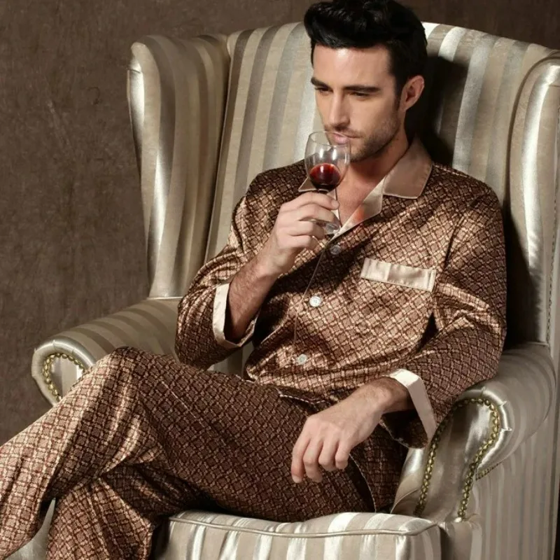 Hohe Qualität Mode Klassische Männer Pyjamas Langarm Kurzarm Shorts Nachtwäsche Männlich Gedruckt Eis Seide Satin Homewear Sets