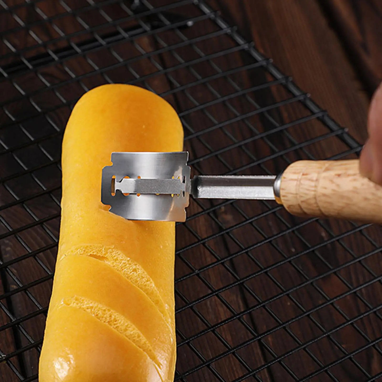Stainless Steel Bread Lame Bread Knives and Dough Scoring Tool Lame Slashing Tools rust-resistant Tool with Replaceable Cutters