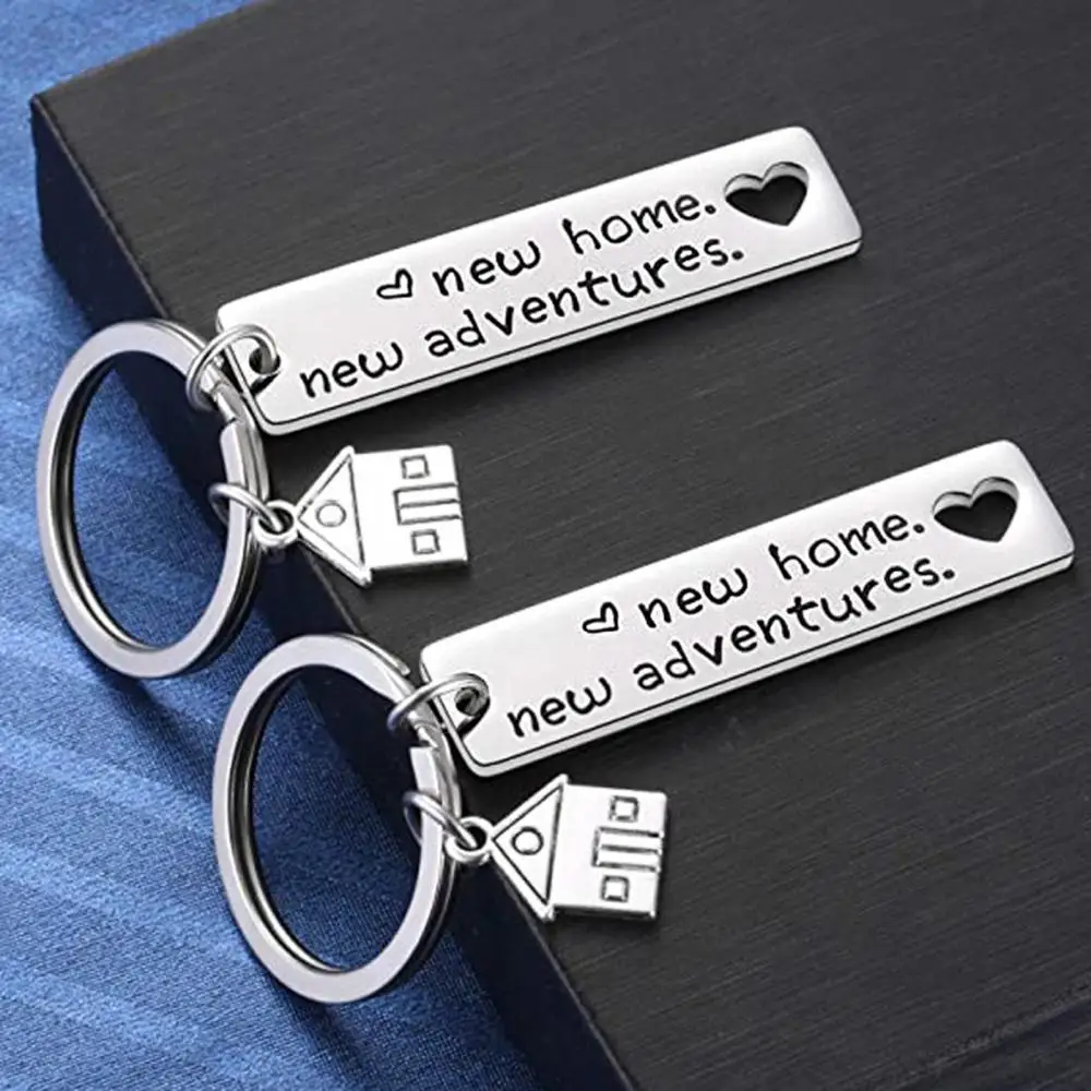 

2025 Engraved Stainless Steel Keychain New Home New Adventure Letter Engraved Moving Housewarming Gift Key Chain Gift