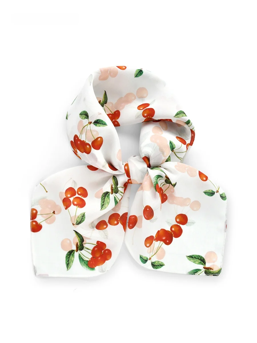 桜柄シルクスカーフギフトボックス装飾スクエアスカーフ女性の誕生日プレゼント若々しい韓国スタイルプリントシルクスカーフ