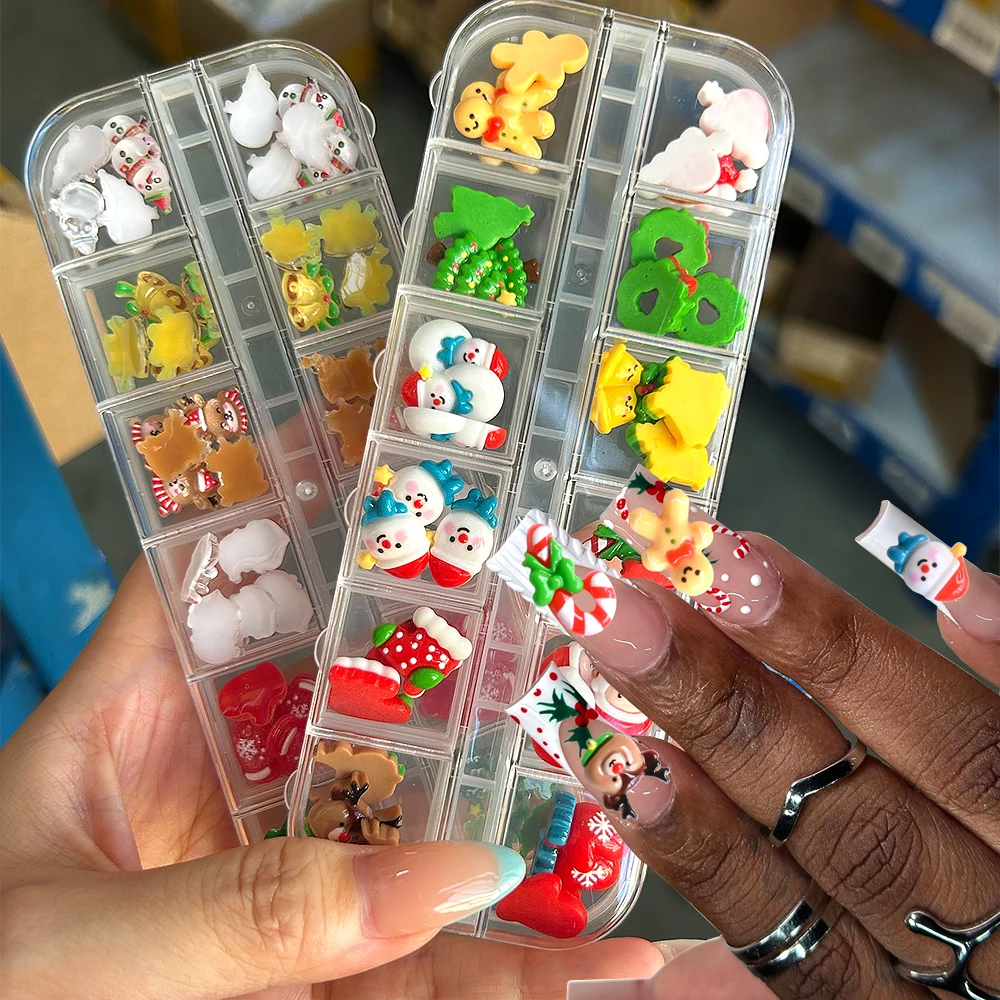 12グリッド漫画クリスマスベルエルク樹脂ネイルチャーム雪だるまリースネイルラインストーンキュートフラットバック新年マニキュアアクセサリー