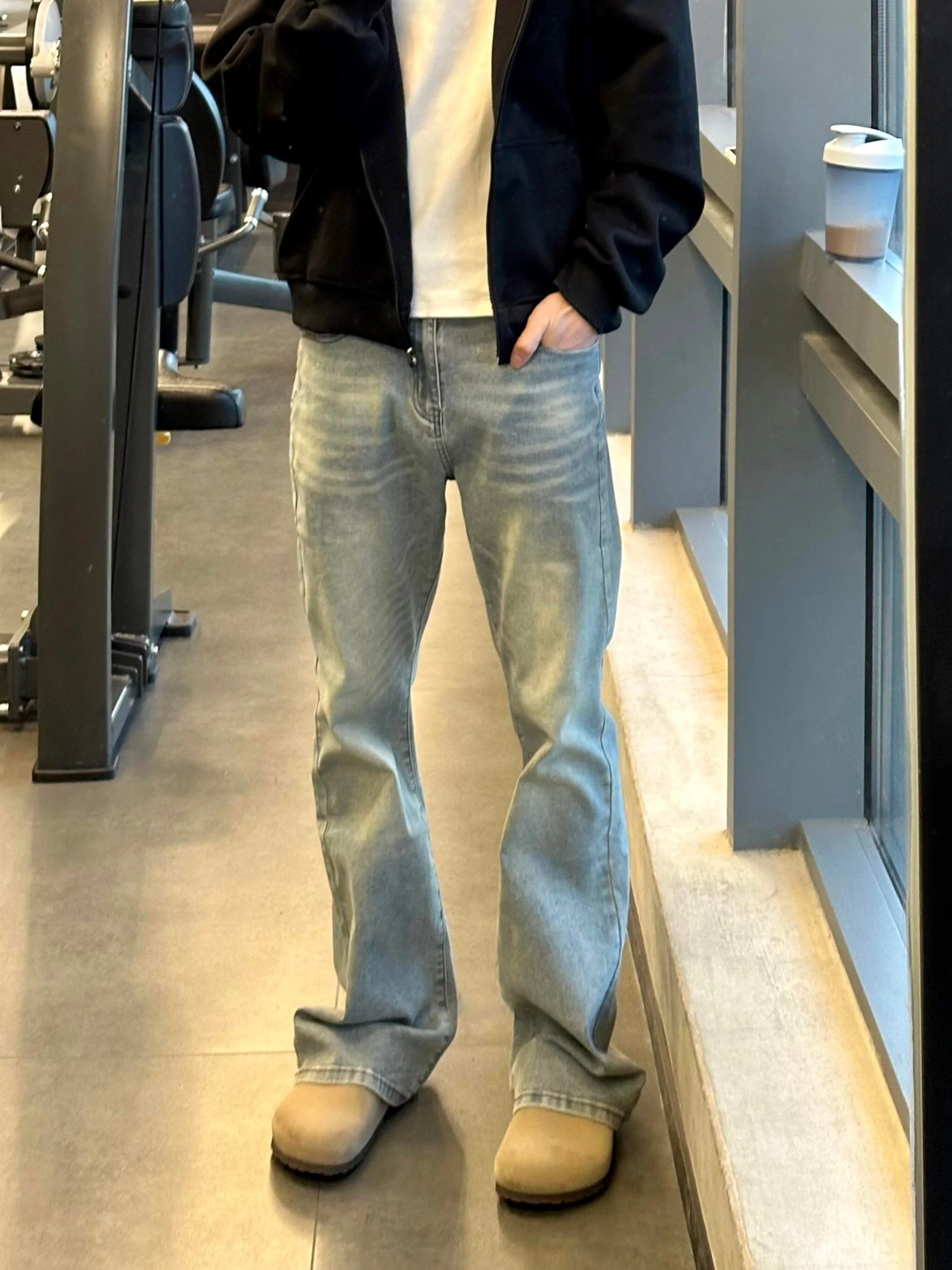 

Vintage Washed Ice Blue Men's Slim Straight Jeans Distressed Straight Leg Jeans Casual Wear Durable Denim mid Waist Zipper Fly