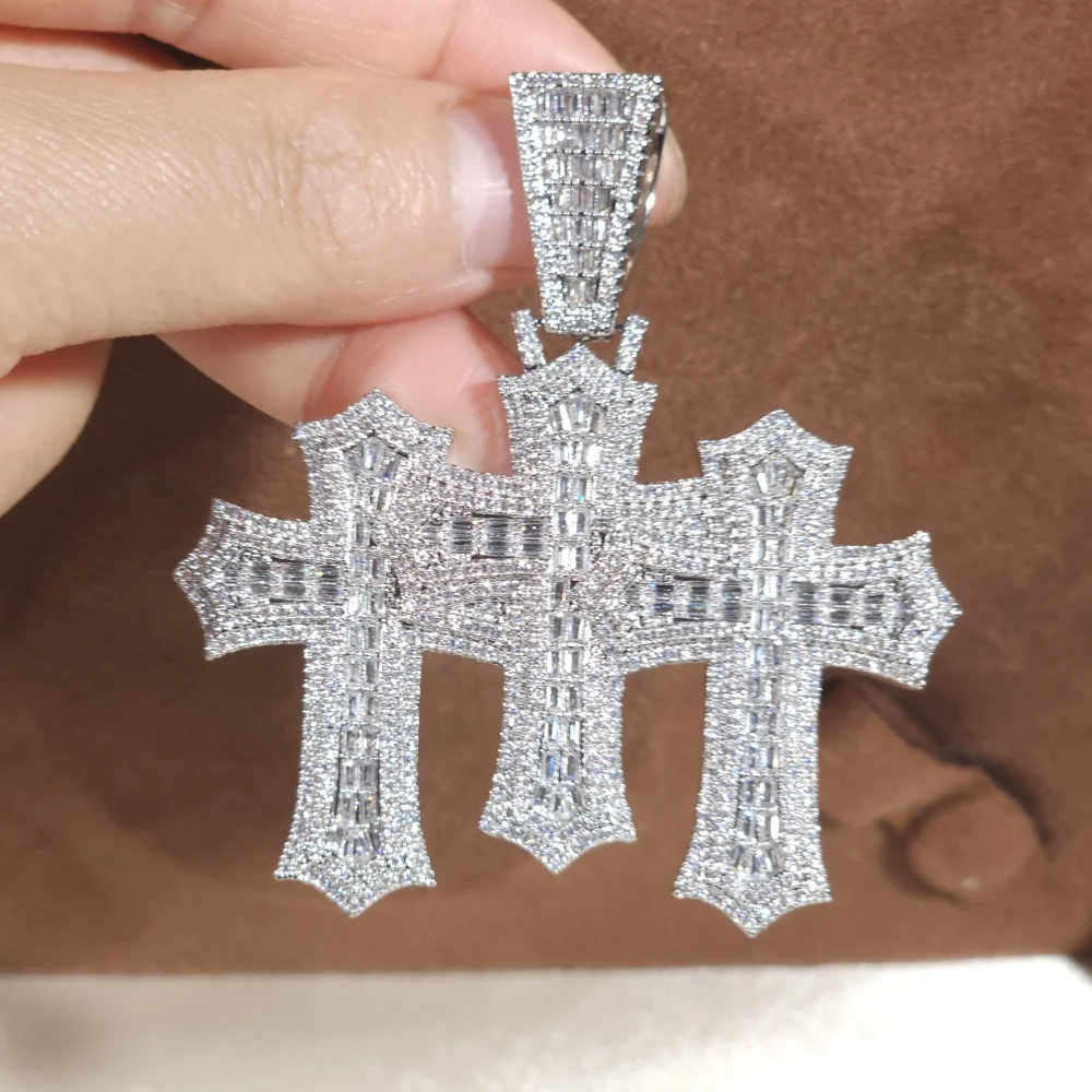 

ICECHARMI Full Paved Square CZ Iced Out Cross Chain Crosses Overlap Pendant Exquisite Jewelry Hiphop Necklace