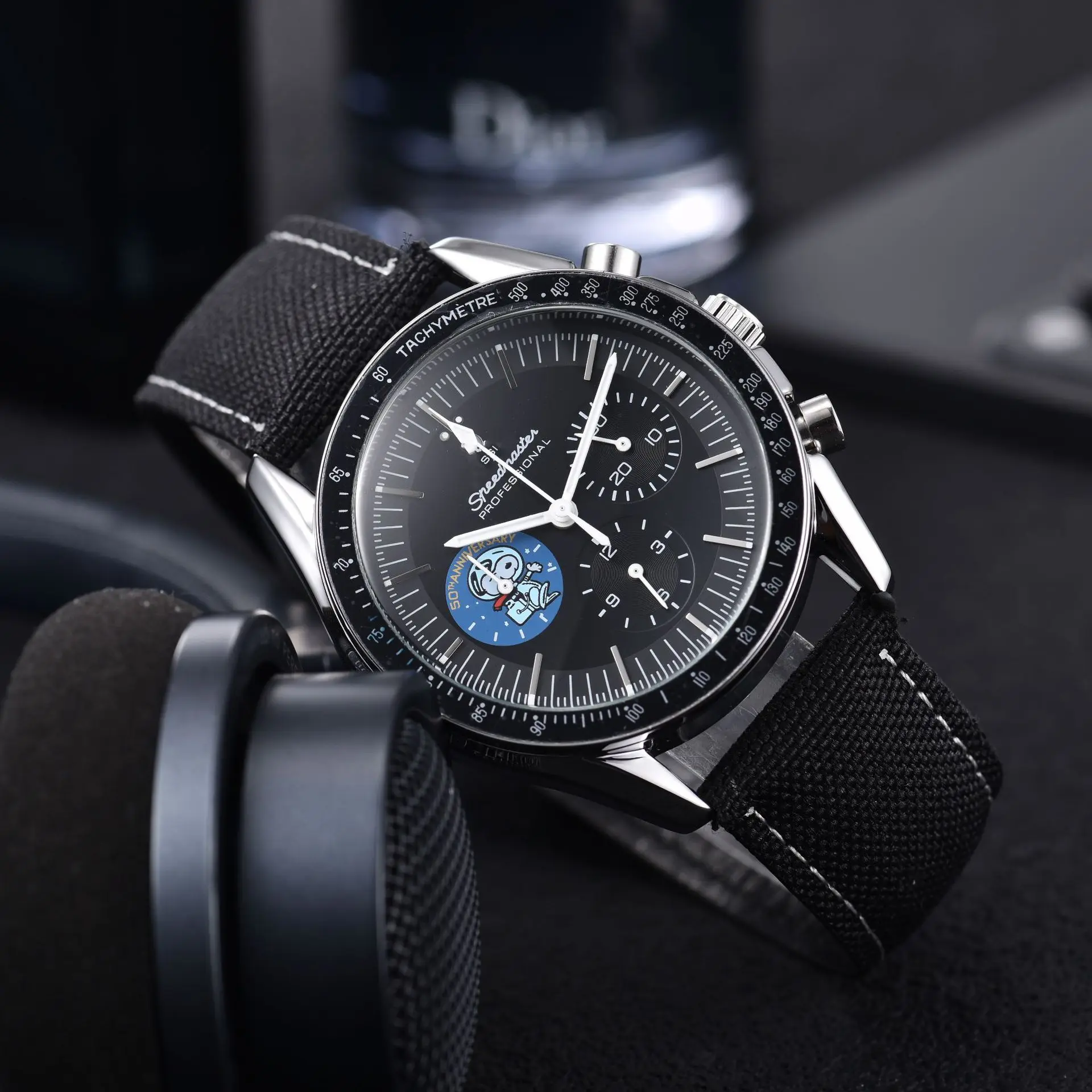 Anime Snoopy Cartoon Men's Fashion Quartz Watch Waterproof Luminous Effect Halloween Gift
