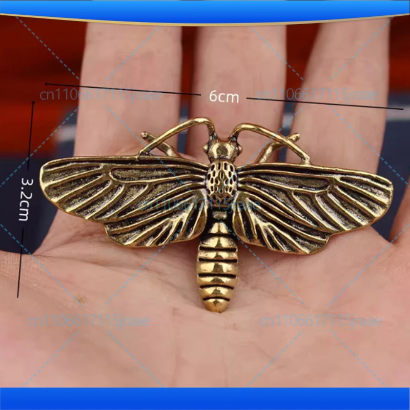 Brass Moth Sculpture - Realistic Insect Figurine for Desk Decor, Vintage Collector's Item, Study Room & Bookshelf Ornament​