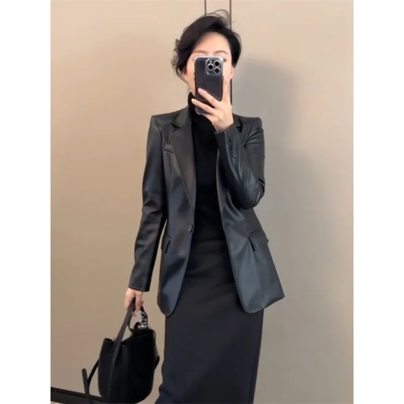 メイラードシニアセンスセレブスタイル外国風ソリッドカラーコート春爆発ファッション気質レザースーツ女性