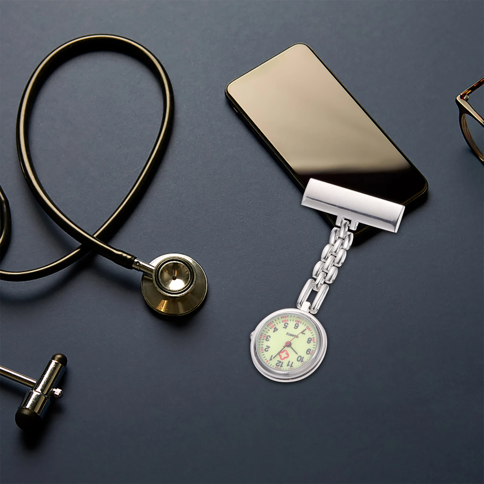 

Quartz Pocket Night Glow Clip on Nurse Watch Lightweight Luminous Watches for Women Men Doctors Nurses Brooch Pin Clock Jewelry