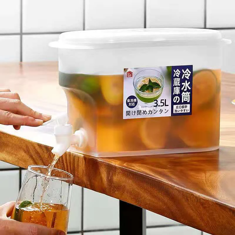 Summer Plastic Cold Water Bottle With Faucet Home Refrigerator Thickened Drink Bucket Outdoor Fridge Organizer