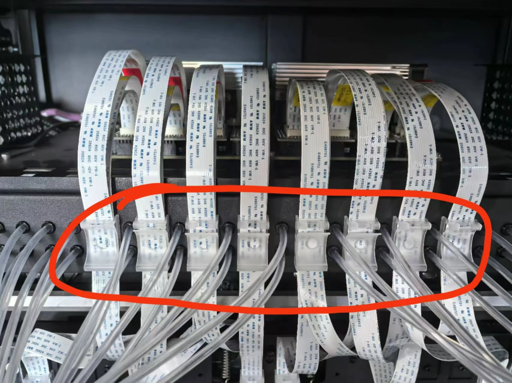 

Пластиковые детали для крепления кабеля печатающей головки i3200/4720/i1600/xp600/dx5/5113