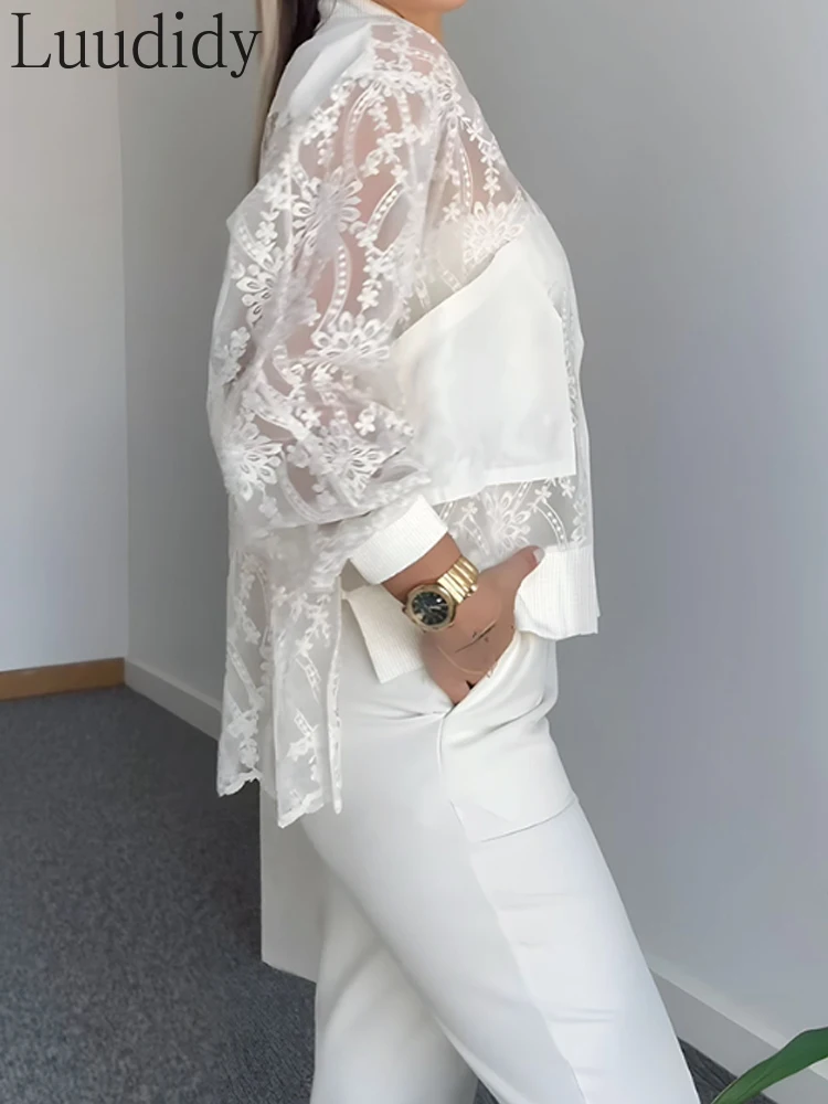 الأزهار الدانتيل المطرزة شبكة المرقعة معطف الجانب الشق سترة