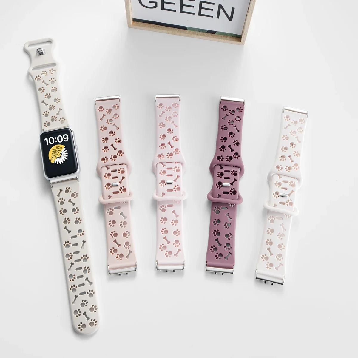 Ausgehöhltes Hundepfoten-Silikonarmband für Samsung Galaxy Fit 3 Verstellbares Sport-Armband für Galaxy Fit 3 Damen-Armband – Detail 2