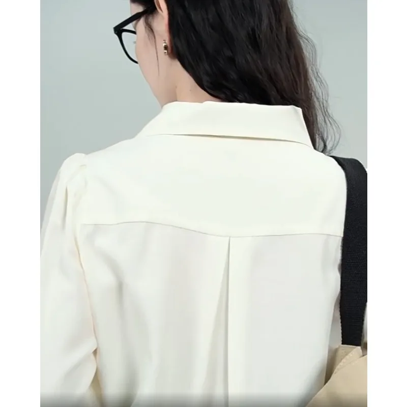 Camisa de cor sólida feminina primavera e verão design casual pulôver solto com decote em v top de manga comprida