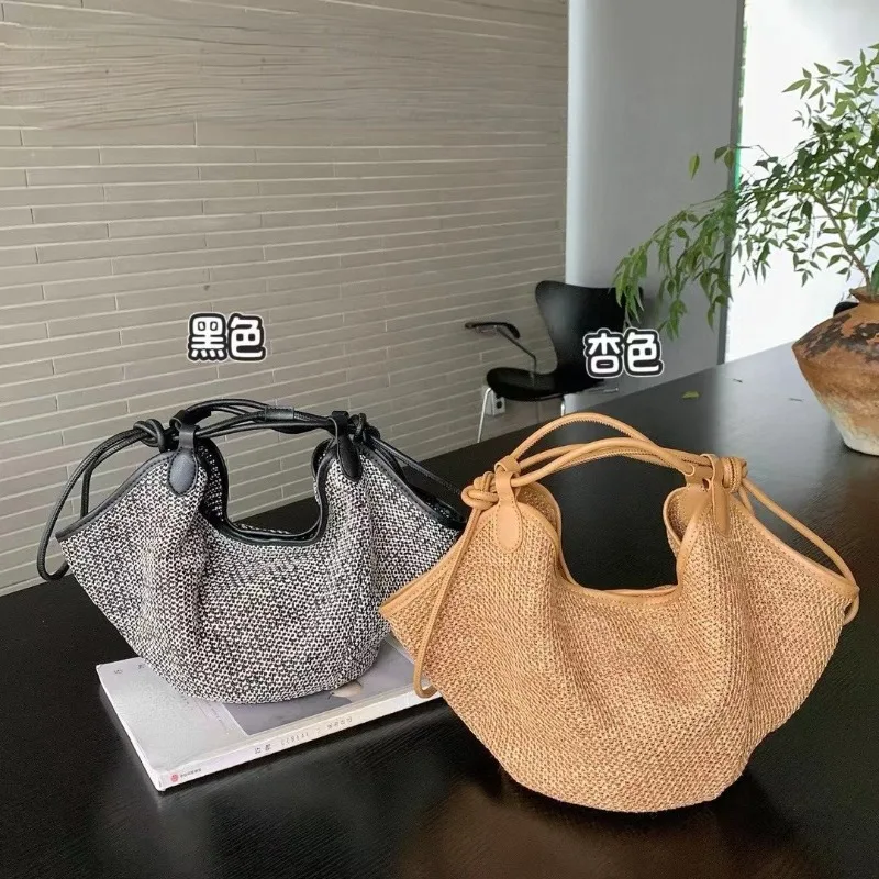 Szykowna torebka 2024 Summer New Straw Woven Bag Beach Style Casual Large Capacity Women Totes Niche Designer Bucket Underarm Handbags