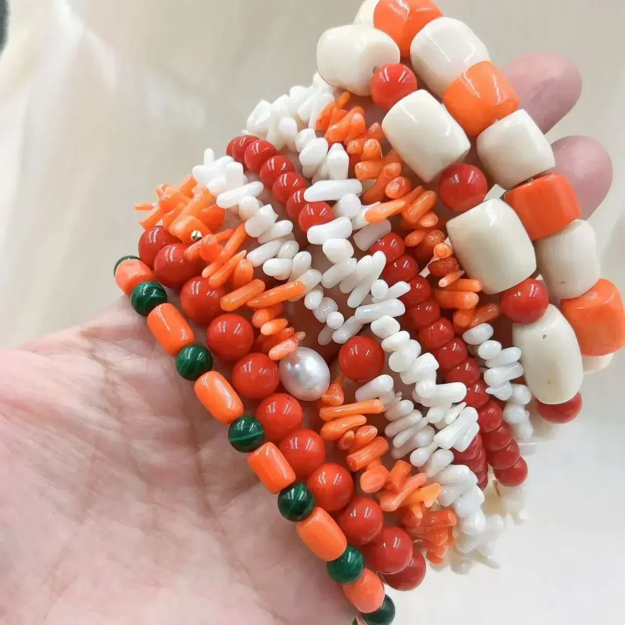 7.5-9inch Punk Jewelry Gift Vintage Orange Red Elegant Lady Lucky Elastic Stretch Natural Chips Sea Bamboo Coral Bracelet