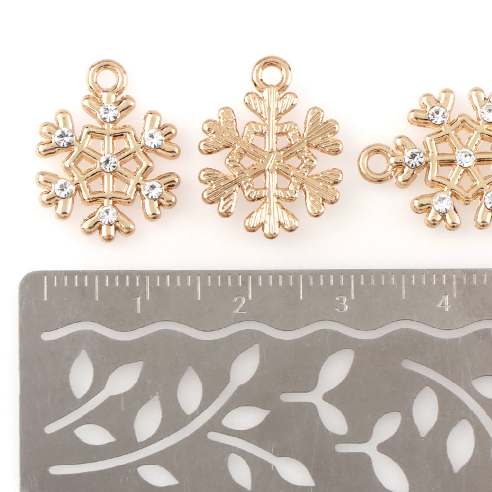 

10pcs 1.5X1.8Cm Alloy Snowflake Pendant Charms Vintage Hollow Out Diy Jewelry Making Accessories For Necklace Bracelet Dangle