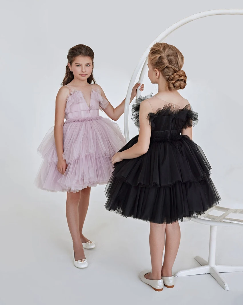 

Girls Knee Length Flower Girl Dresses For Weddings Illusion Sheer Tiered Tulle Pageant Dress Toddlers Kids Evening Party Gowns