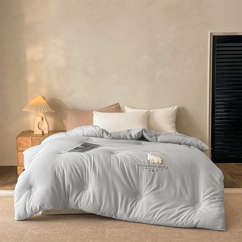 Autumn and winter embroidered warm quilt solid color winter thickened warm quilt single dormitory winter quilt