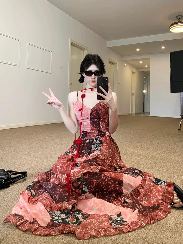 Elegância francesa emendado floral com decote em v sem mangas halter em camadas vestido feminino doce chique impressão praia férias estilo roupas de verão