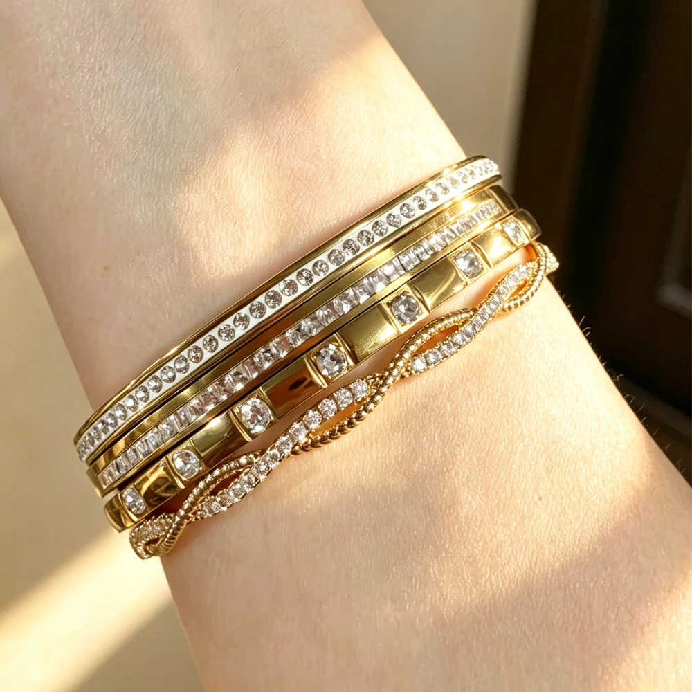 Yupsk 8-teiliges Set aus Edelstahl-Armbändern und -Ringen für Damen, exquisiter, glänzender Schmuck mit Zirkonia-Einlagen, geeignet für den täglichen Gebrauch. – Detail 7