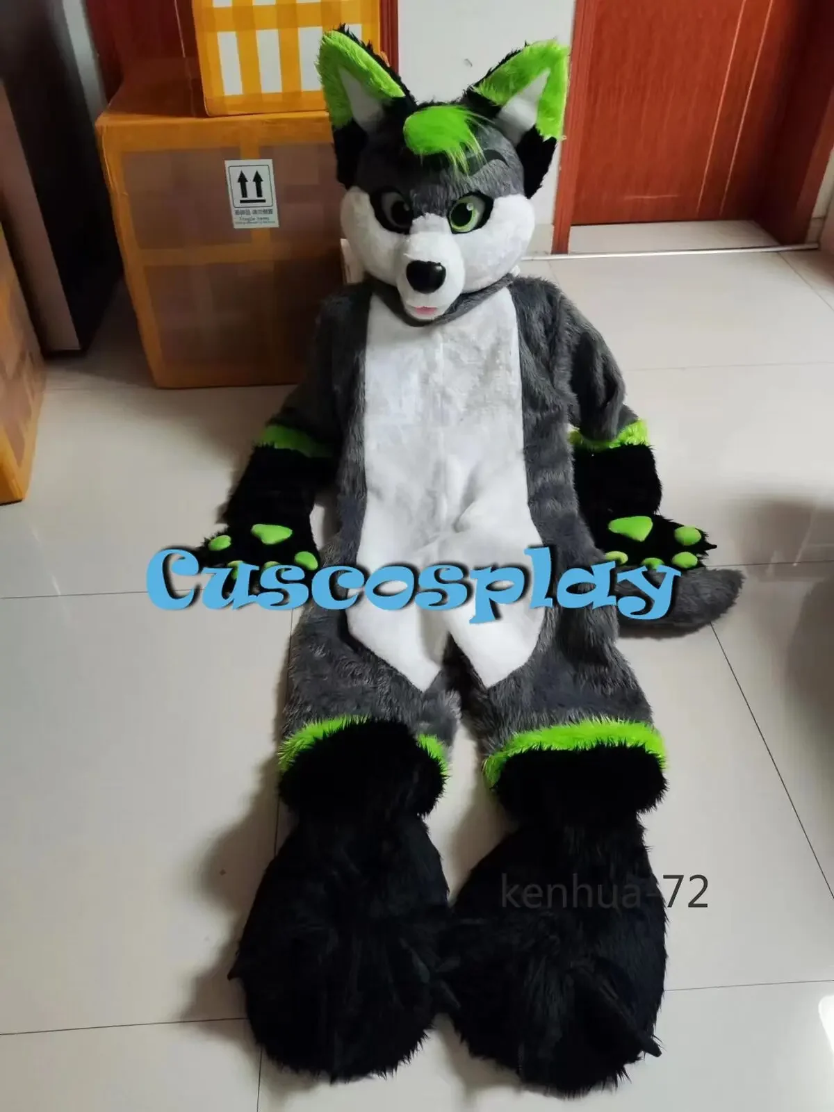 

Grey Fox Dog Fursuit Green Mascot Costumes Halloween Fancy Party Dress Cartoon Character Carnival Xmas Easter Birthday Party