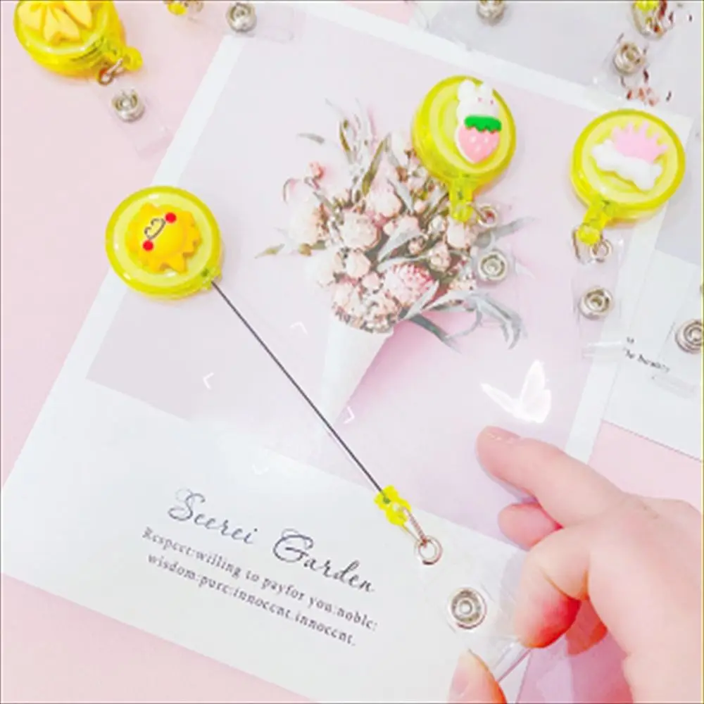 Бейдж выдвижной из АБС-пластика для мужчин и женщин, держатель для карт с кармашком для удостоверения личности, автобуса, с мультяшным рисунком