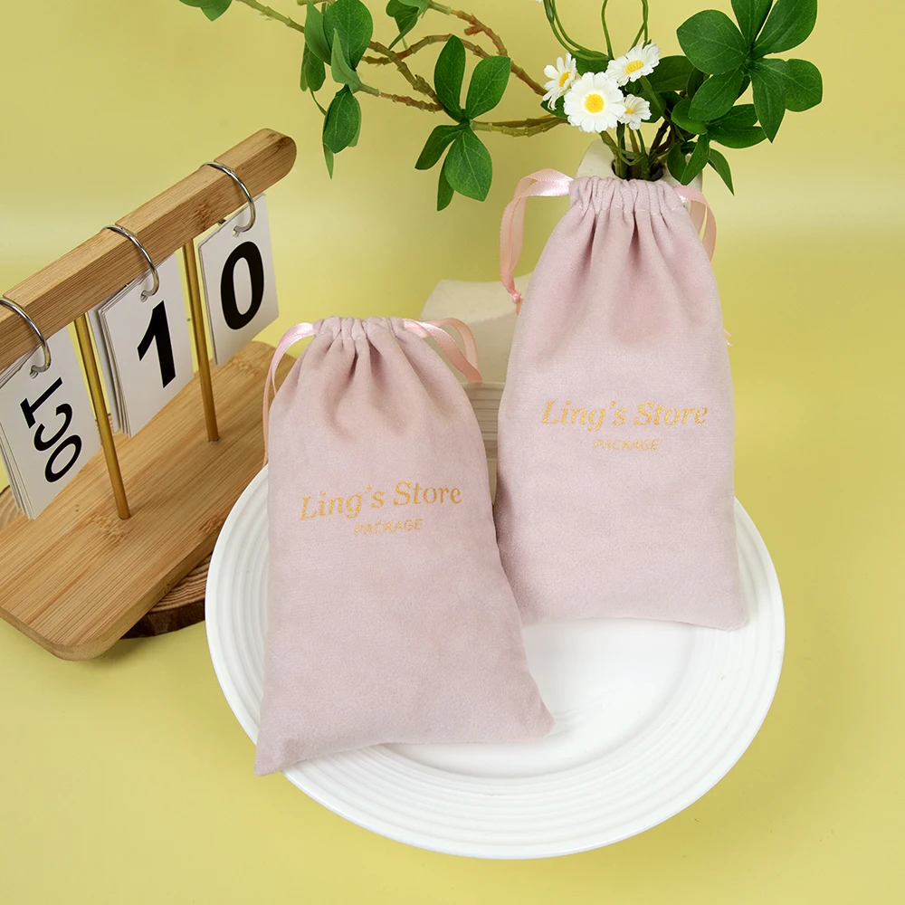 

50Pcs Custom Logo Velvet Drawstring Gift Packaging Bag Wedding Favors Sachet Jewelry Candy Chocolate Storage Display Wig Pouches