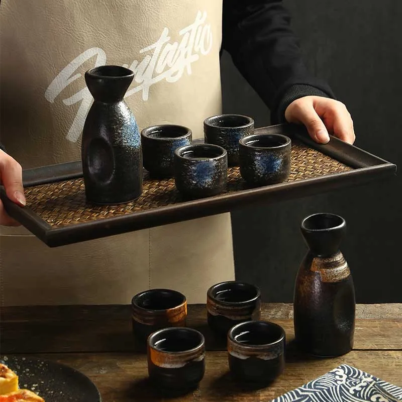 Japanese Sake Pot Creative Ceramic Barware Set Wine Dispenser Shochu Jug Wine Glass Home Commercial