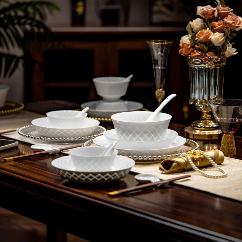 Jingdezhen Ceramic Delicate Bowl And Plate Tableware Set Home Luxury Underglaze Colour Bowl And Plate Moving Gift Dinner Set