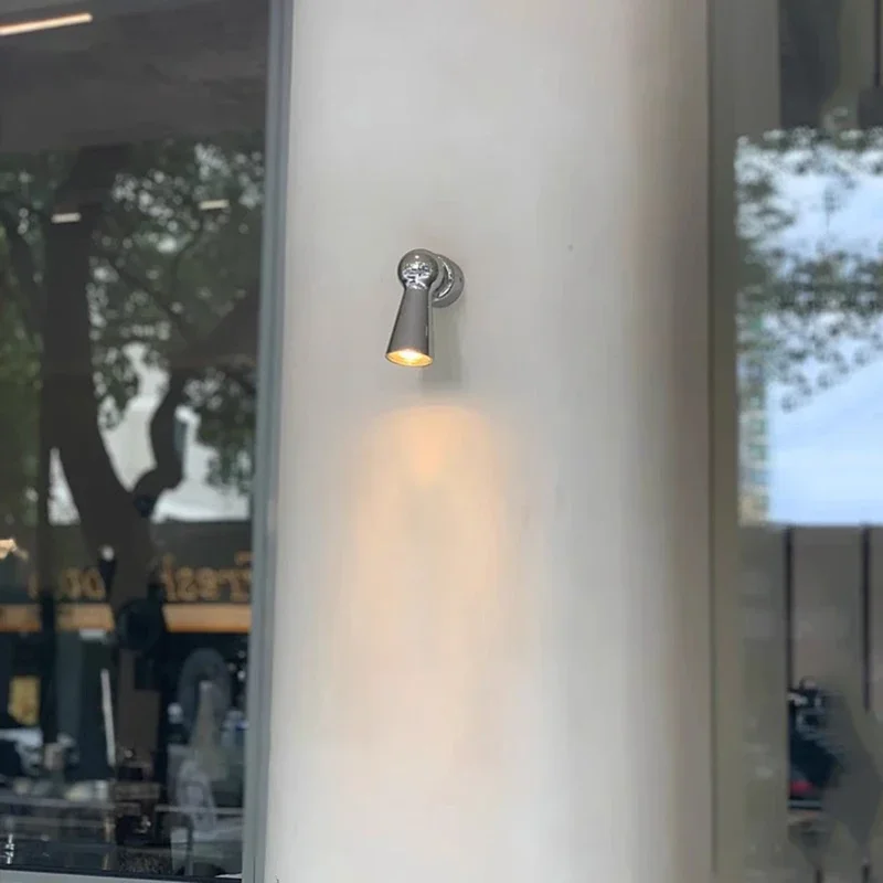 Modern Rotatable Chrome Metal Wall Sconce Warm Light Bedroom Reading Light for Restaurant Aisle Home Decorative Lighting