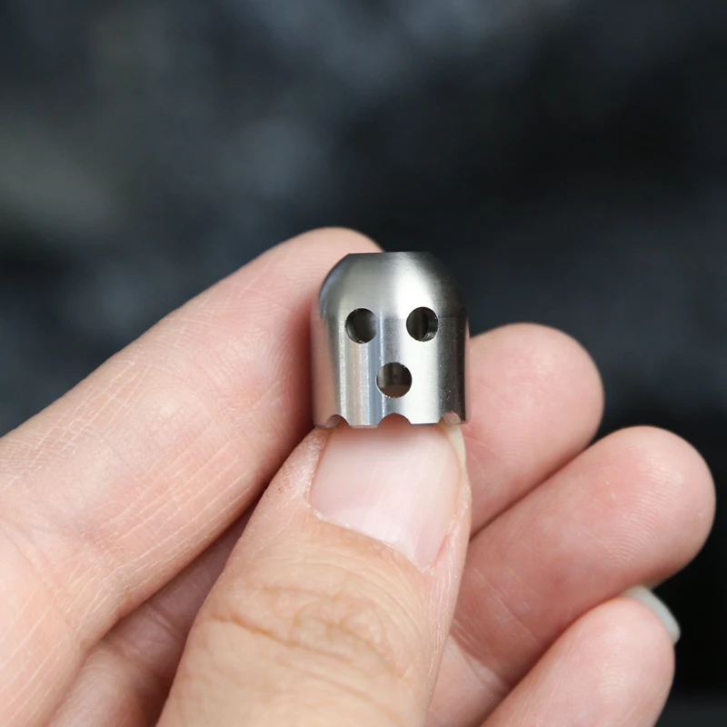 الفولاذ المقاوم للصدأ شبح سكين قطرة قلادة الكبار تململ لعبة Paracord حبل الضغط اللعب Edc ملحق موضة الرجال النساء هدية