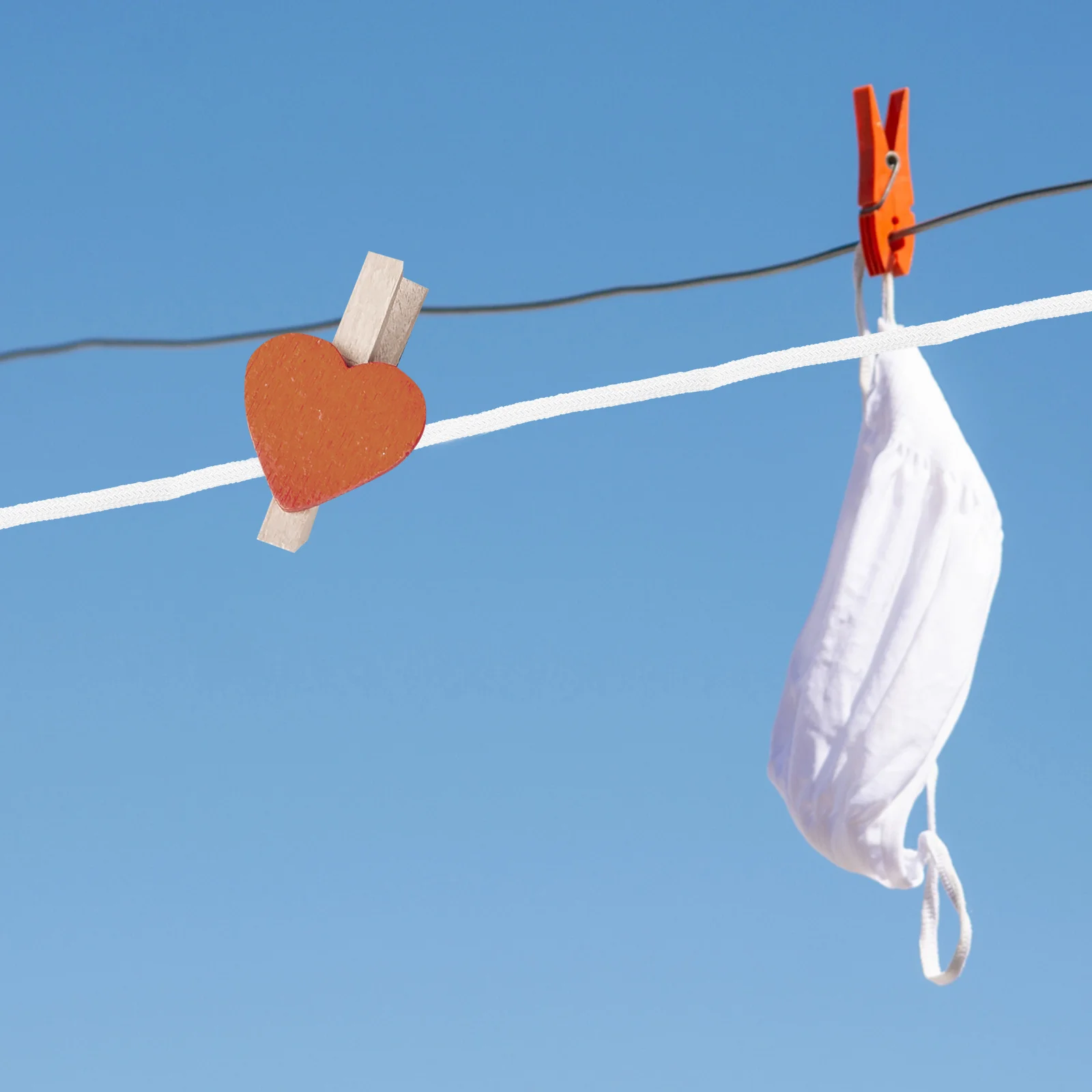 

Outdoor Clothesline Thick Long Rope for Balcony Backyard Home Use Windproof Zinc Alloy Sturdy Clothes Line