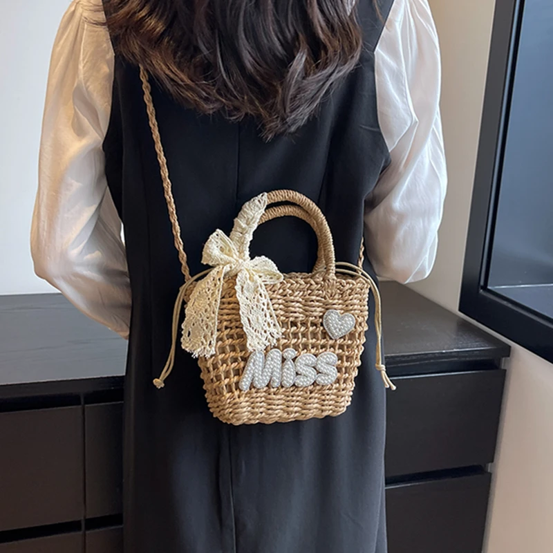 Women Fashion Handwoven Shoulder Crossbody Bag Rattan Straw Woven Bag Female Summer Beach Bag Girl Handbag Purse New Design