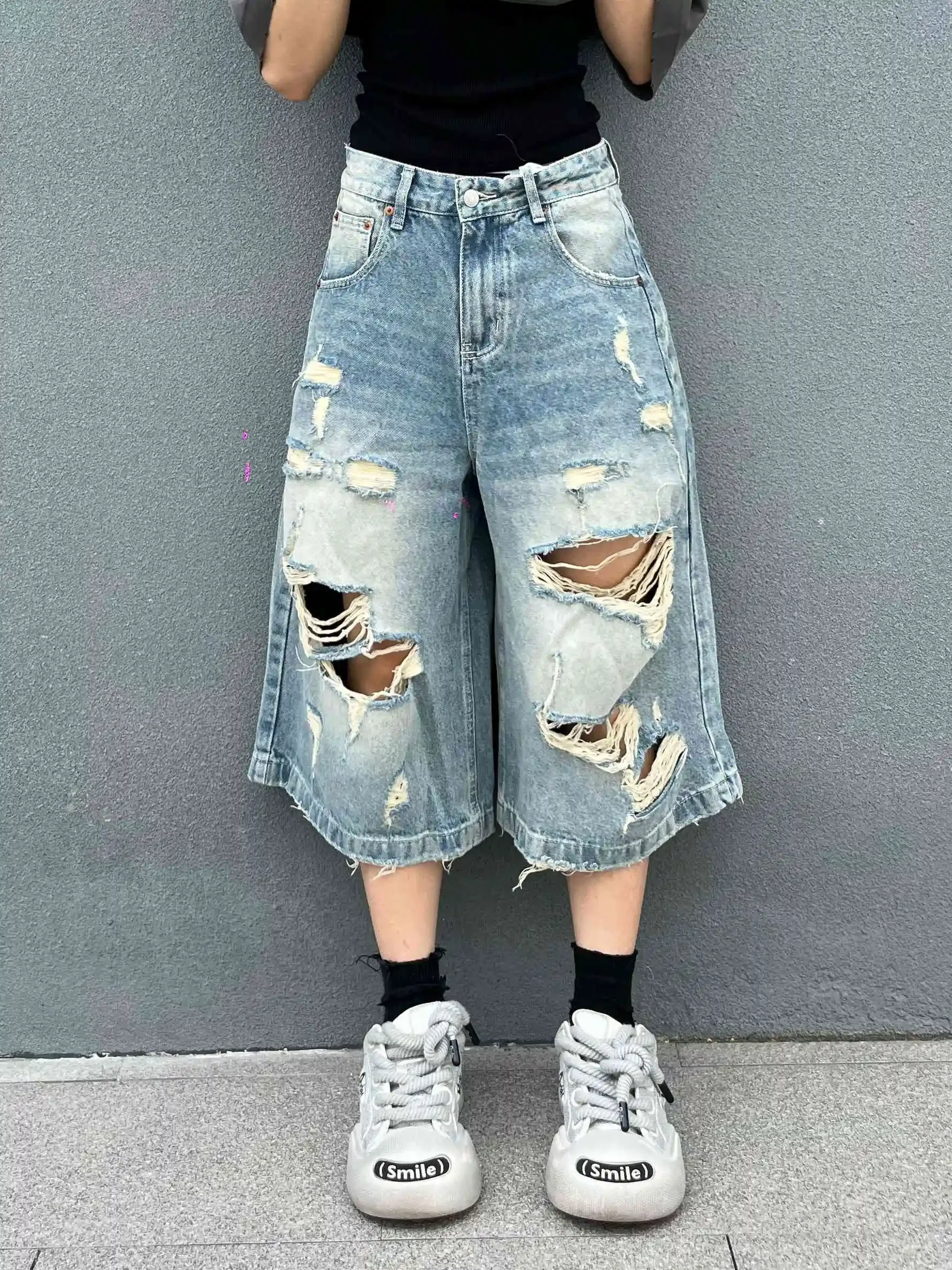 

Streetwear Vintage Blue Ripped Jeans Women Summer Oversized Distressed Y2k Grunge Baggy Denim Shorts Wide Leg Pants