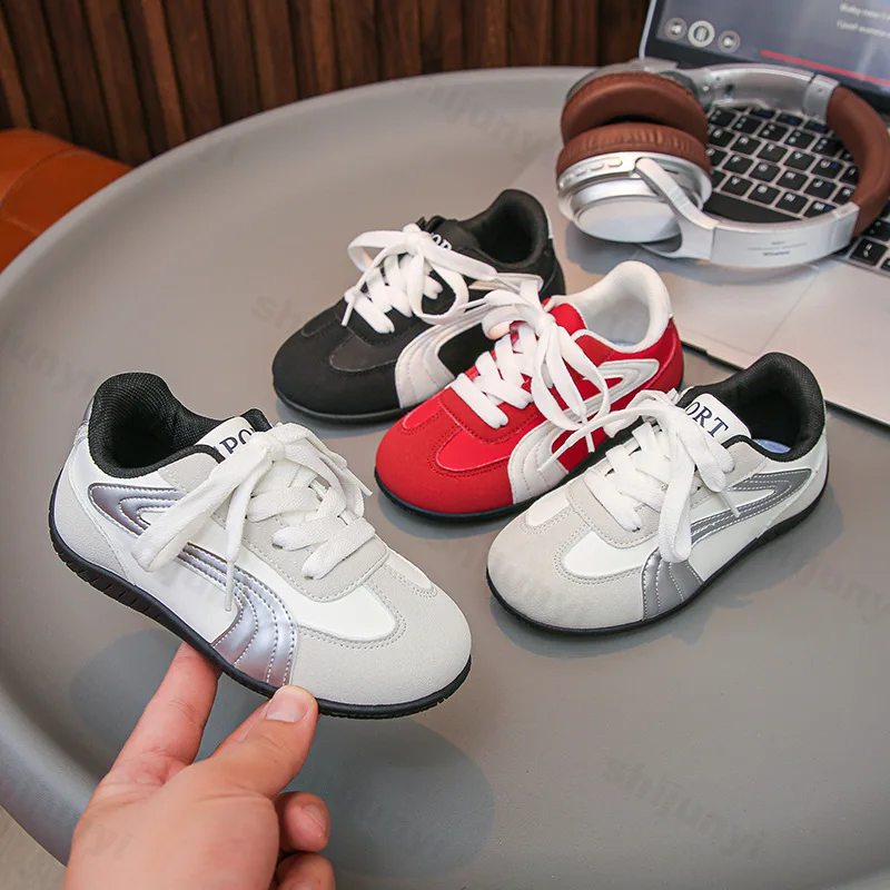 

2025 Autumn New Children's Fashion Retro Casual Sports Shoes Boys' Low Top Soft Sole Comfortable Versatile Lace Up Flat Sneakers