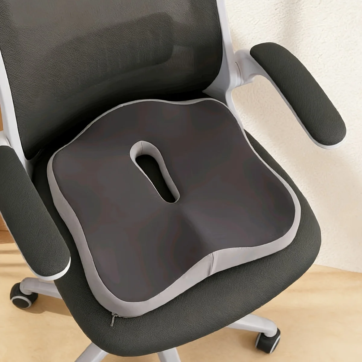 1pc Ergonomic Seat Cushion,Chair Cushion,Memory Foam Support,Soft,Comfortable, Structured Base, for Long Periods of Sitting