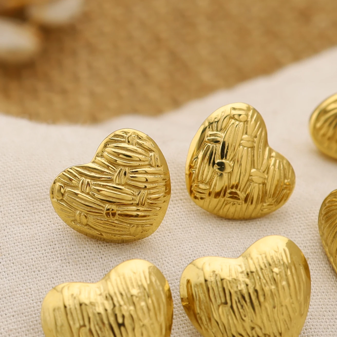 WILD & FREE 18K Gold Plated Stainless Steel Heart Small Stud Earrings for Women Chic Vintage Exquisite Tarnish Free Jewelry