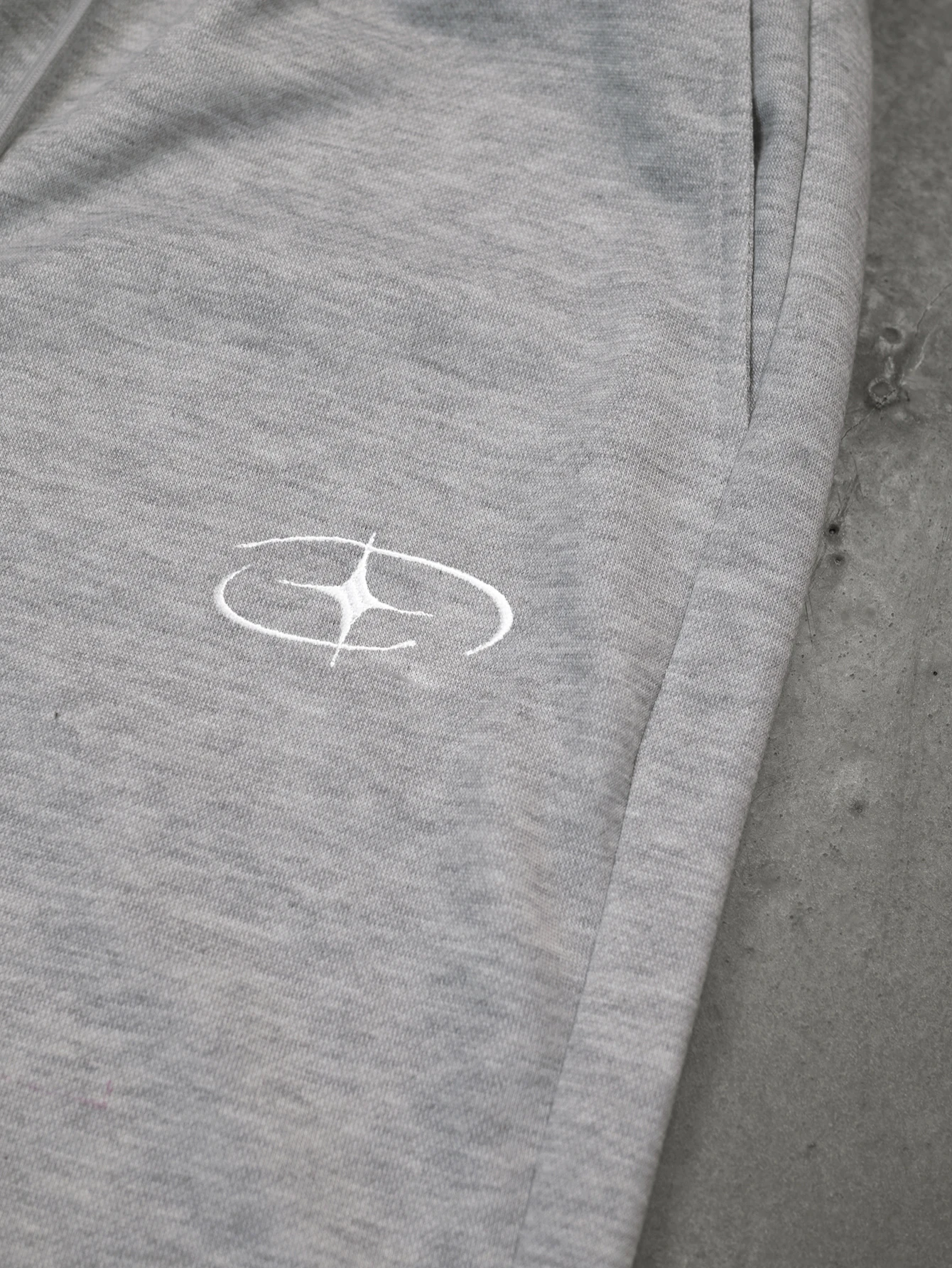 Fitness-Freizeithosen für Damen und Herren und Streetwear-Hosen mit Stickerei, doppeltem Bund, weitem Bein und Kordelzug, Größe S-2XL – Detail 9