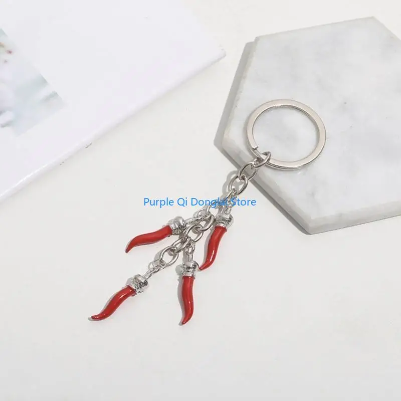 L21E Unique Chili Pepper Keychain Chili Horn Keyring Pendant Eye Catching Bag Charm Long Lasting Alloy Chain Accessory