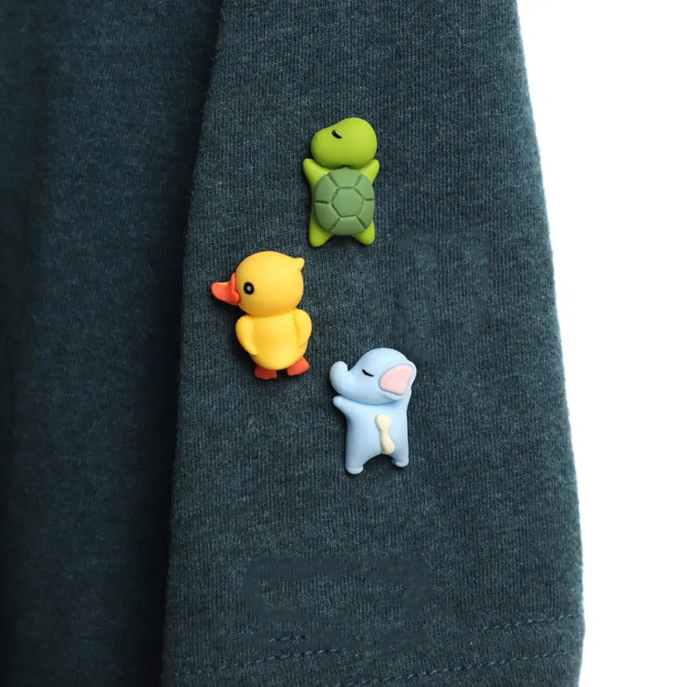 Personality Cartoon Design Resin Boys Duck Elephant Bunny Women Brooch Clothes Accessories 3D Animal Brooch Korean Style Badge