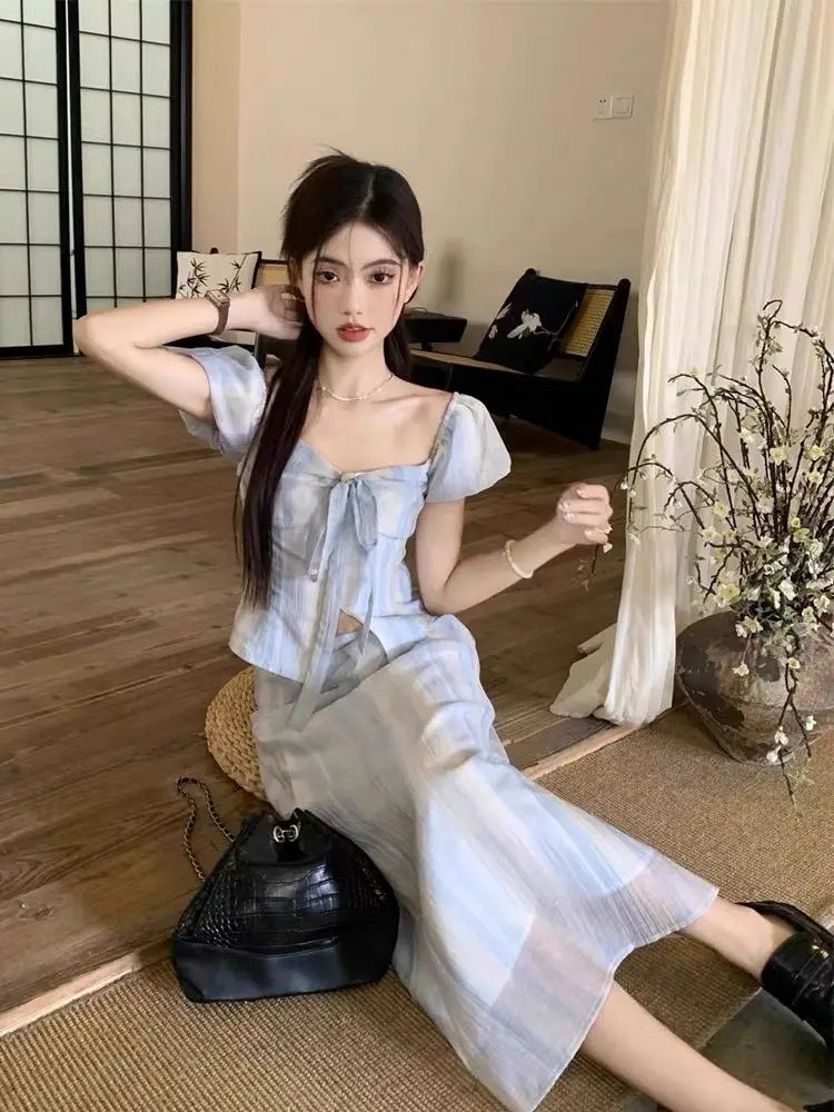 2024 Spring/Summer Fresh Stripe Set Women's Short Sleeved Shirt Top Summer New Half Skirt Long Dress Fashionable Two Piece Set