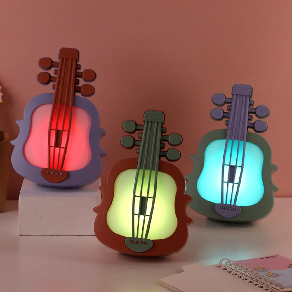 Squisito cartone animato violino lampada da scrivania ricarica creativa luce notturna a LED lampada di ricarica USB in plastica portatile camera da letto