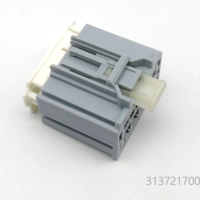 

5PCS Original genuine Connector 31372-1700 For Car Smart Electronic Devices