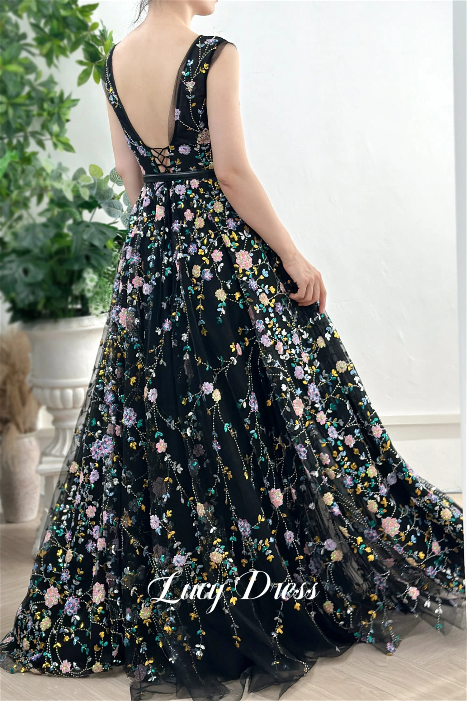 Lucy Line-Robe de Rhà fleurs 3D pour femmes, col en V, robes de gala, robe de soirée, Rh, mariage, 2024