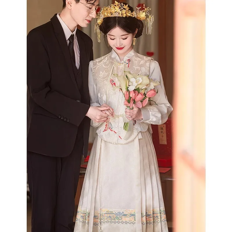 

New Chinese-style Han toasting dress set