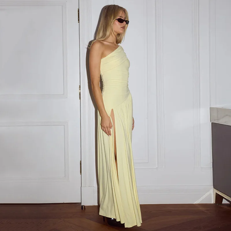 Zeyla Vestido largo sexy con un hombro fruncido para mujer, color amarillo liso, con abertura larga, elegante vestido de fiesta de noche de verano