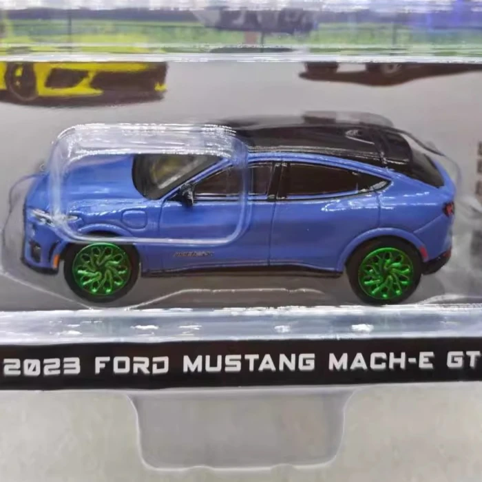 

GreenLight 1:64 2023, имитационная модель Mustang Mach-E GT, литая под давлением игрушечная техника, коллекционные игрушки, подарки на день рождения