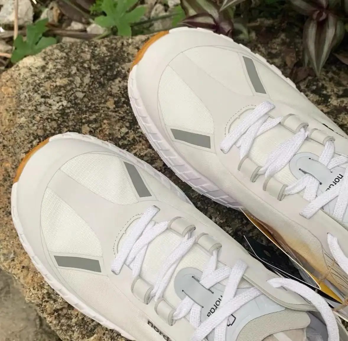 

New Hot Sale Breathable Professional Comfortable Lightweight Wearable Running Shoes Sprint Shoes Walking Shoes Very Good