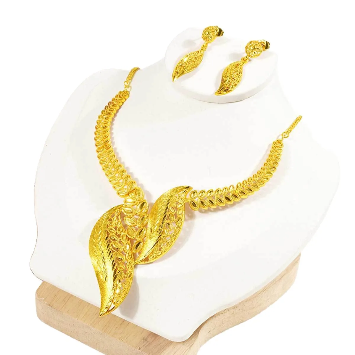 

Fashion France Dubai 24K Gold Plated Custom Necklace and Earrings Wedding Christmas Gift Jewelry Set for Loved One DD10967